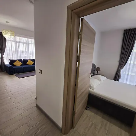 Side Luxury - Pool & Langa Plaja * Năvodari