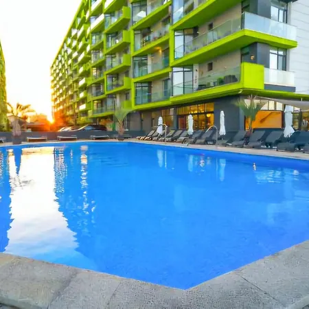 Side Luxury - Pool & Langa Plaja شقة *